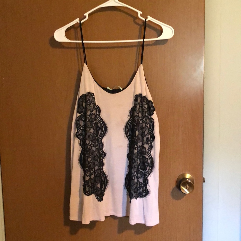 Dressy light link and black camisole tank